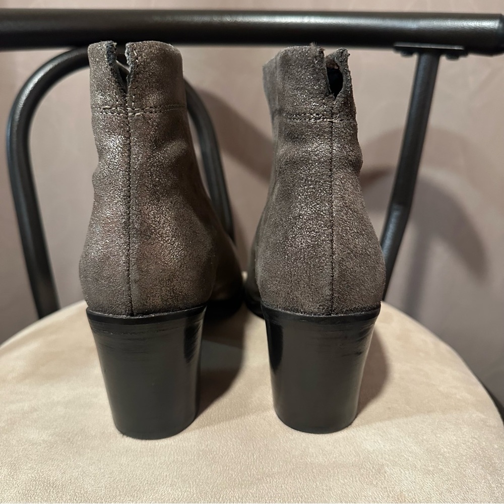 Diba True Women's Karma V Throat Metallic Leather Ankle Booties Size 7.5 - Picture 6 of 10